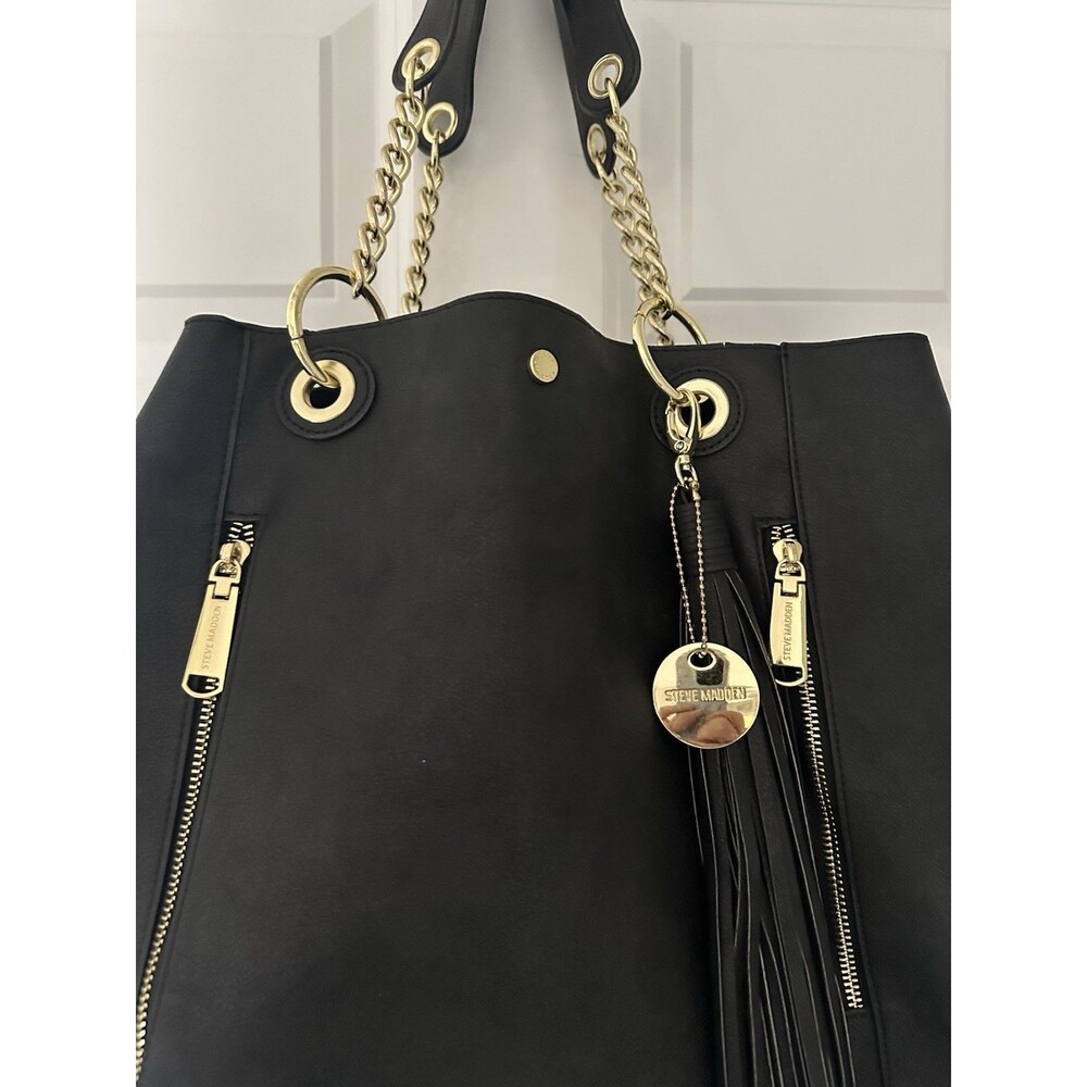 Steve Madden Black Pebbled XL Shoulder Bag Gold Chain Strap Tassel Inner Pockets